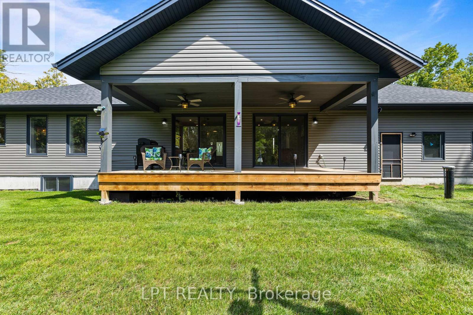 449 BULMERS ROAD - Image 38
