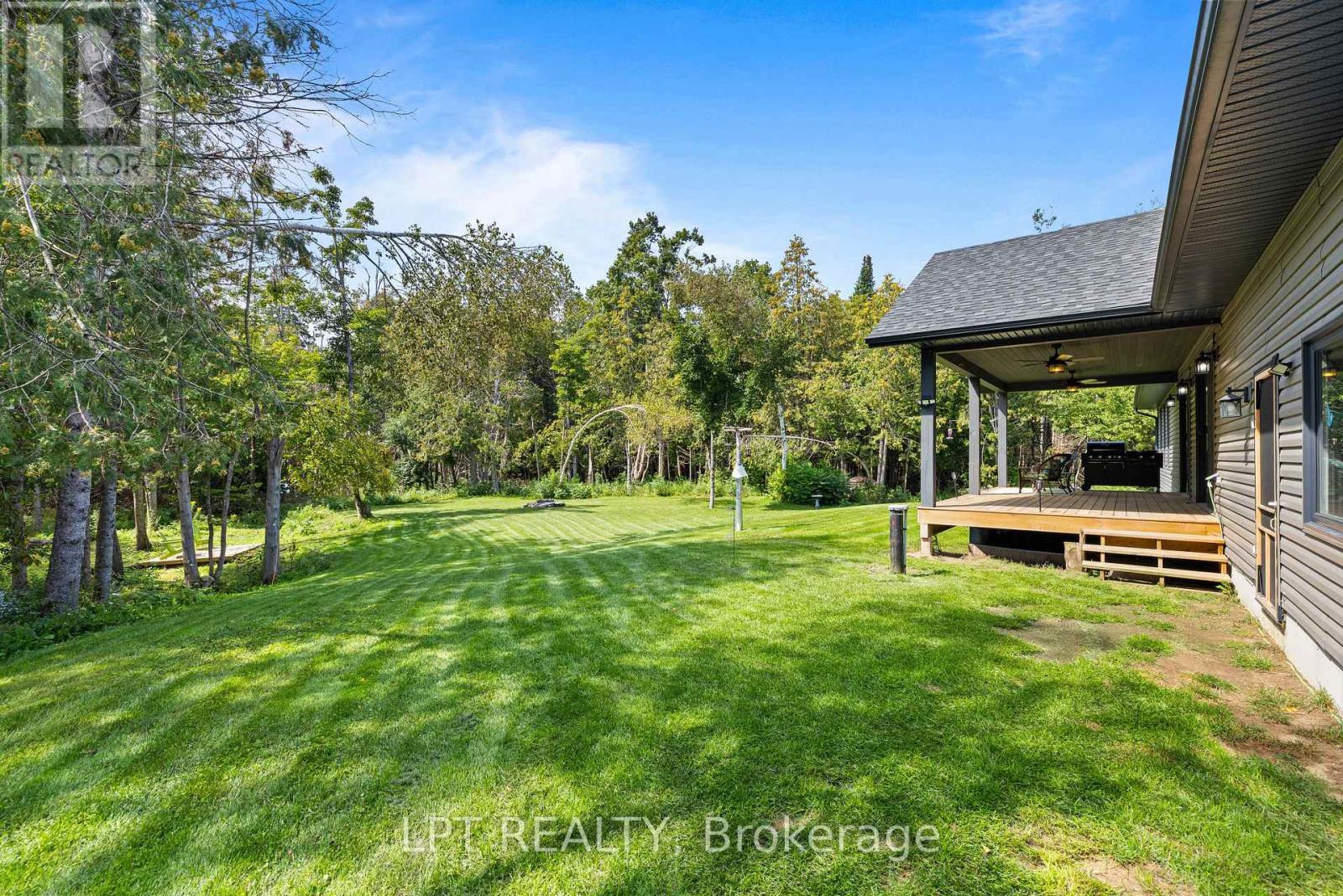 449 BULMERS ROAD - Image 40