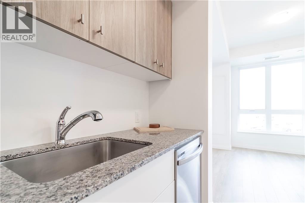 101 GOLDEN EAGLE Road Unit# 211, Waterloo — photo 9