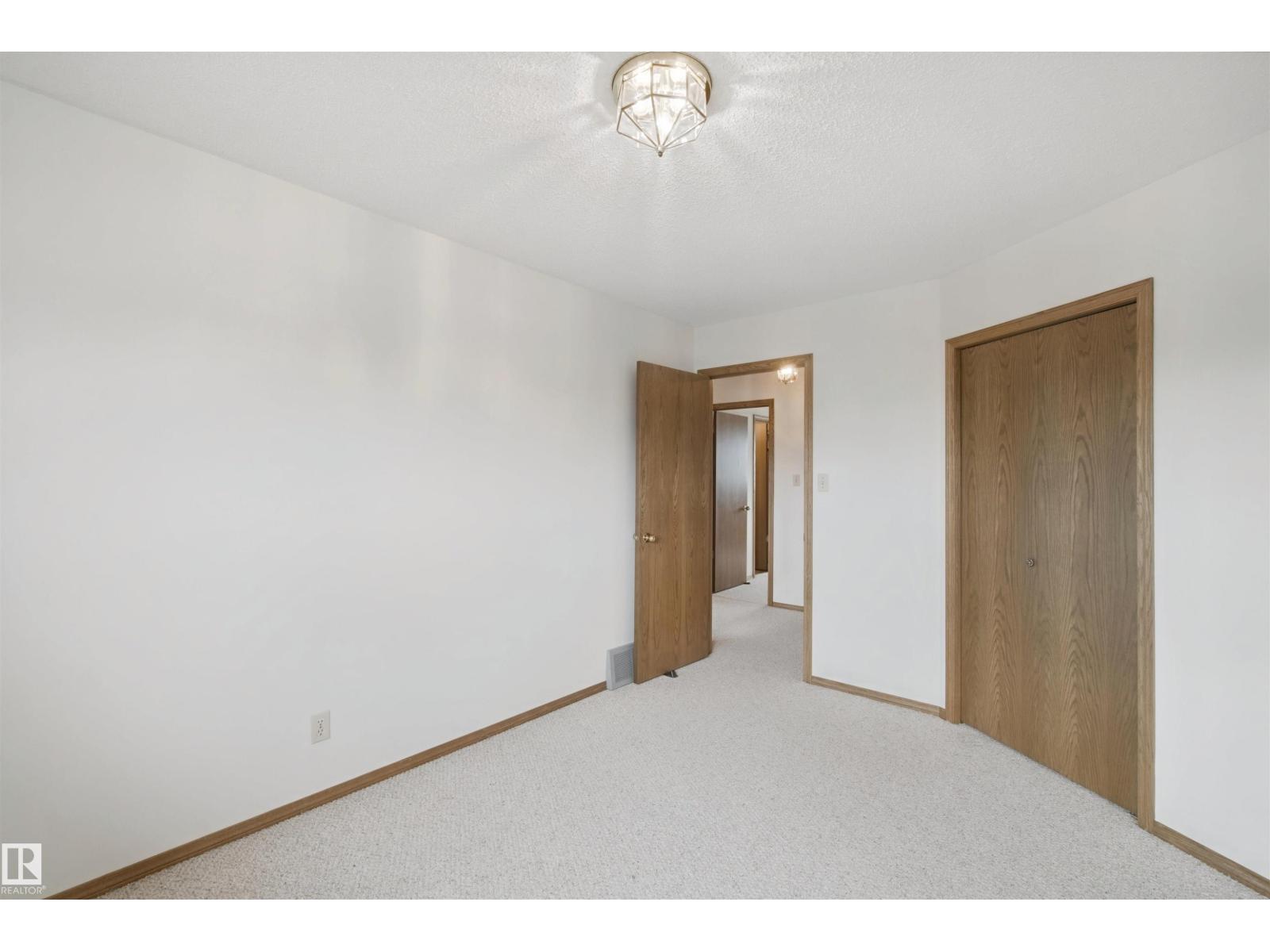 5828 181 ST NW - 30