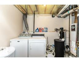 9787 176 St Nw, Edmonton, AB T5T6B3 Photo 33