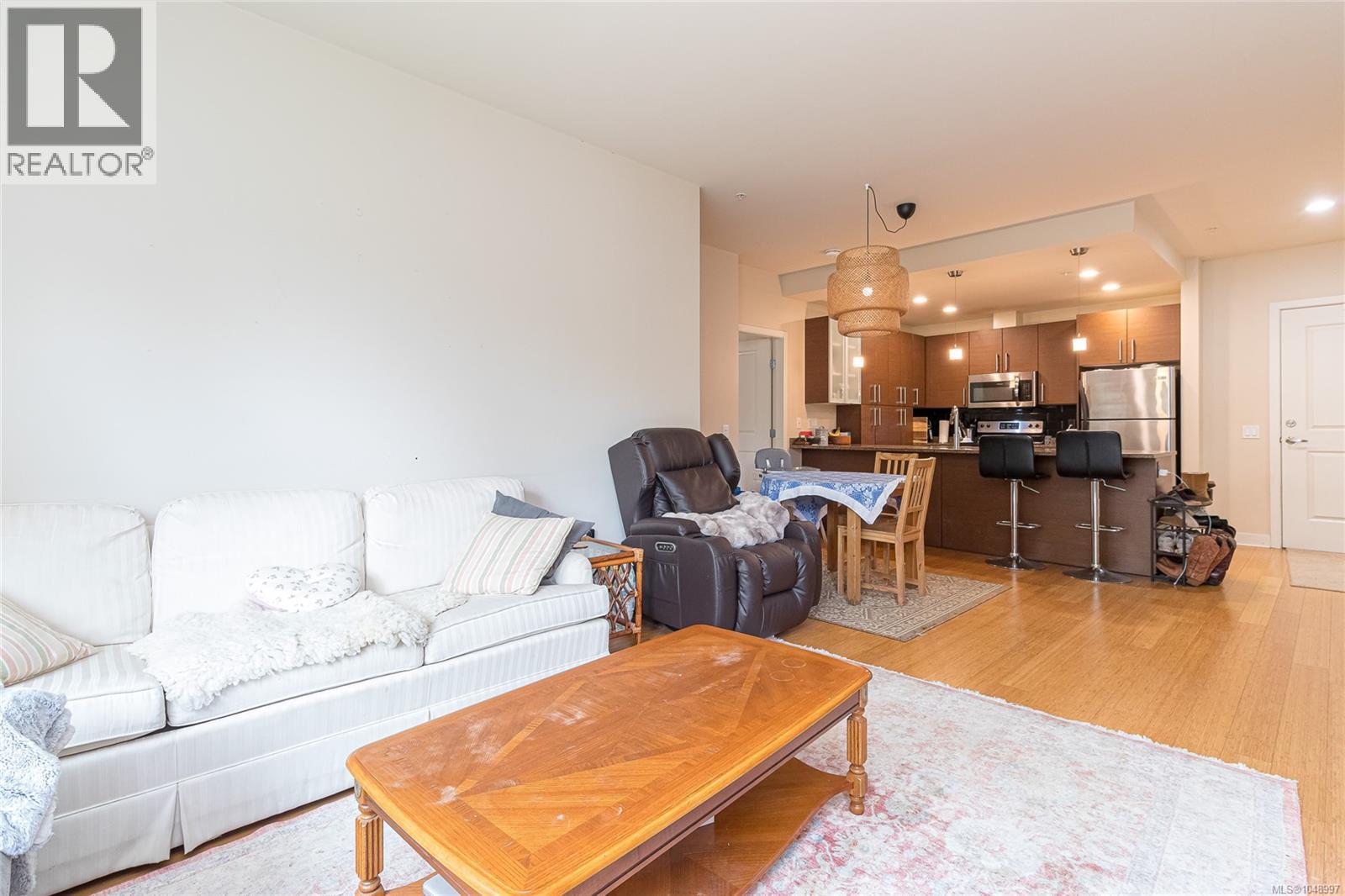 #202 4394 West Saanich Rd - Image 10