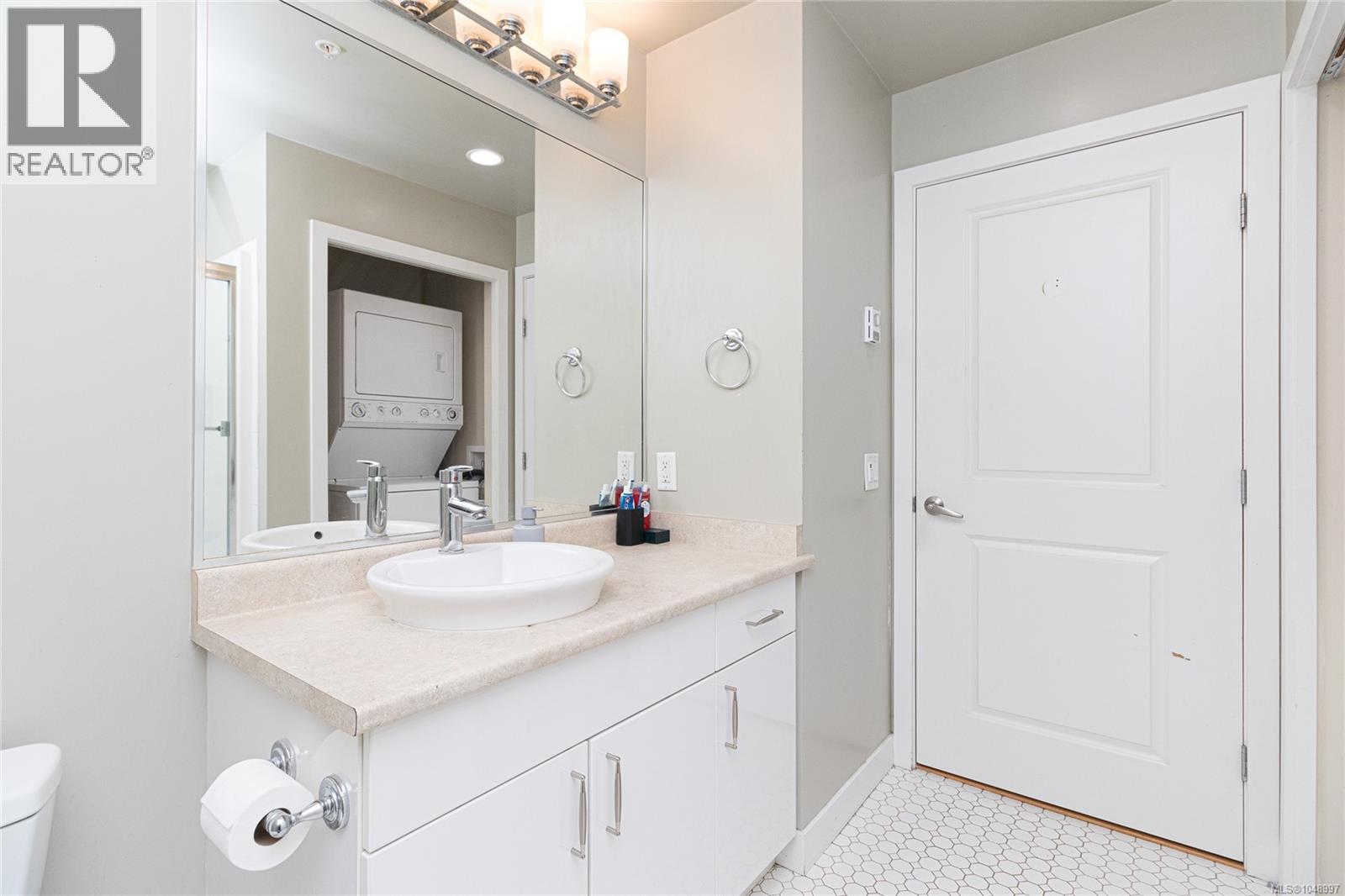 #202 4394 West Saanich Rd - Image 21
