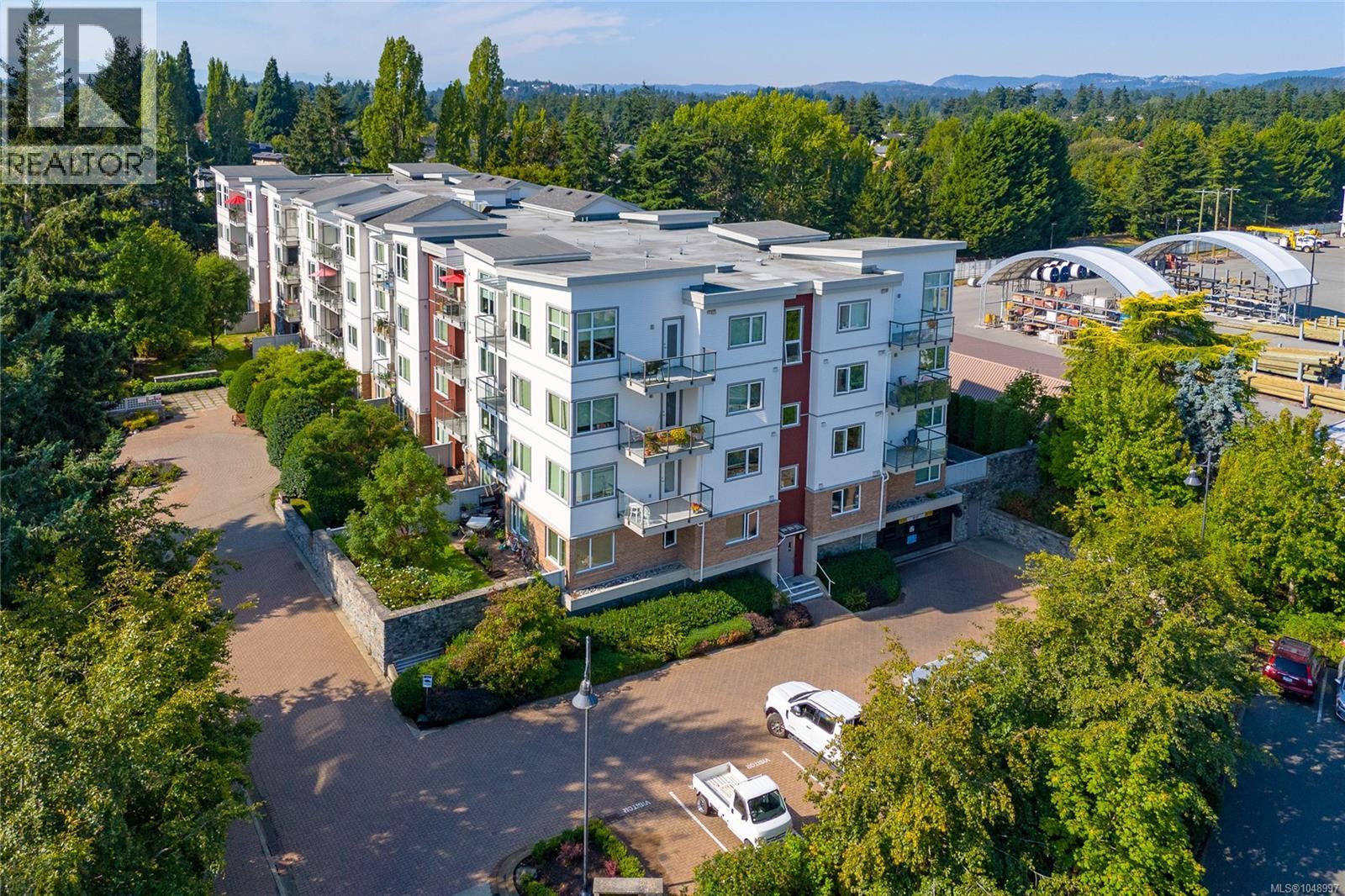 #202 4394 West Saanich Rd - 28