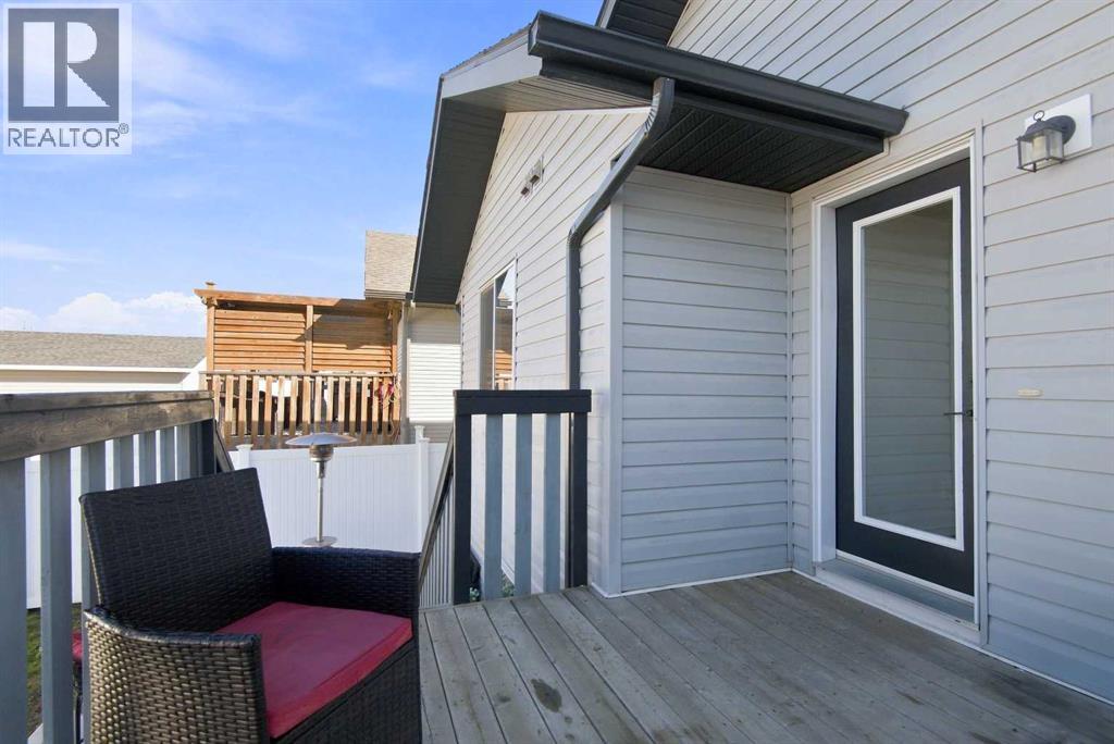 Listing photo – 212 Thomlison Avenue, Red Deer