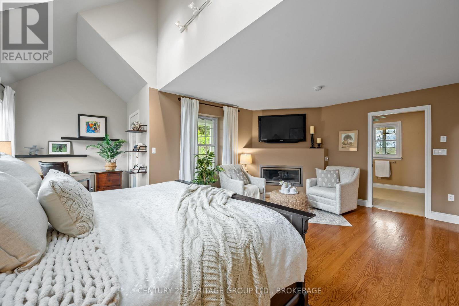 5216 BRADFORD ROAD N - Image 21