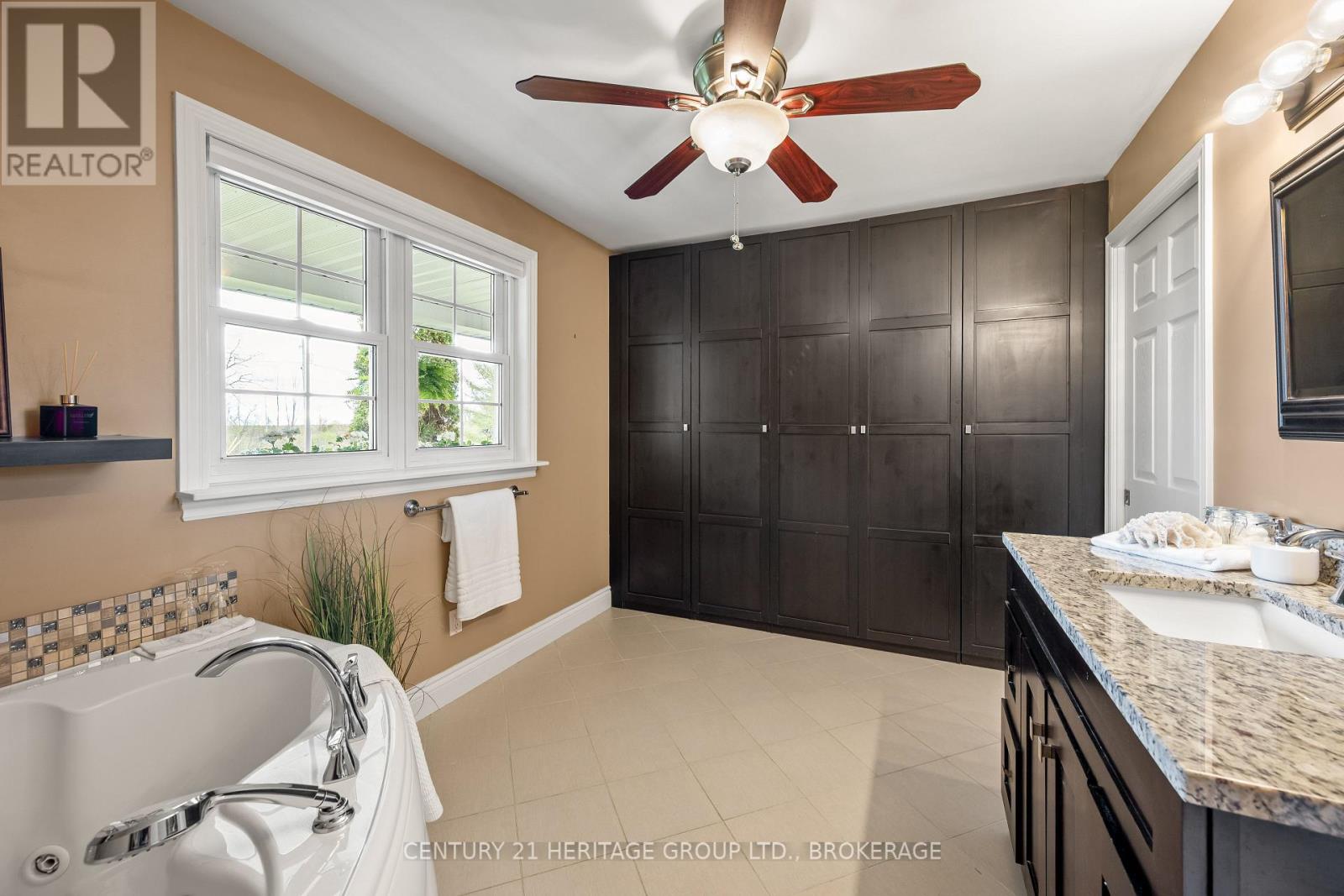 5216 BRADFORD ROAD N - 22