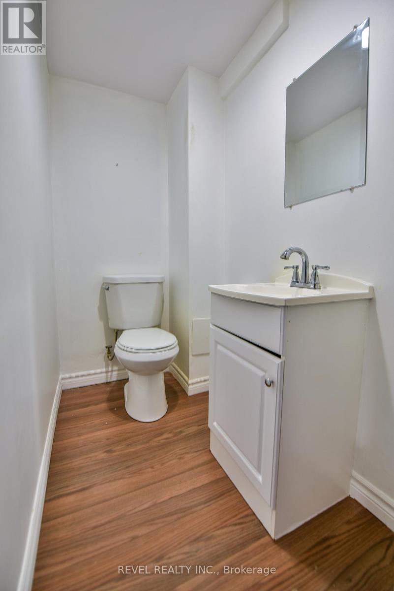 418 MAPLE STREET S - Image 35