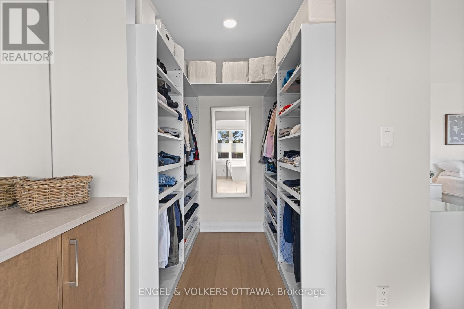 6 Bed, 4 Bath House for Sale in Ottawa – 736 SHERBOURNE ROAD, Ottawa – MLS# X13758608 - Image 30