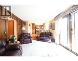 Laundry room - 168 Templewood Drive Ne, Calgary, AB T1Y4G8 Photo 17