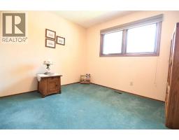 168 Templewood Drive Ne, Calgary, AB T1Y4G8 Photo 25