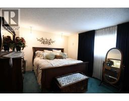 3pc Bathroom - 168 Templewood Drive Ne, Calgary, AB T1Y4G8 Photo 21