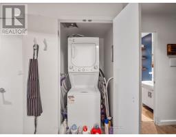 2103 - 218 Queens Quay Boulevard W, Toronto, ON M5J2Y6 Photo 24