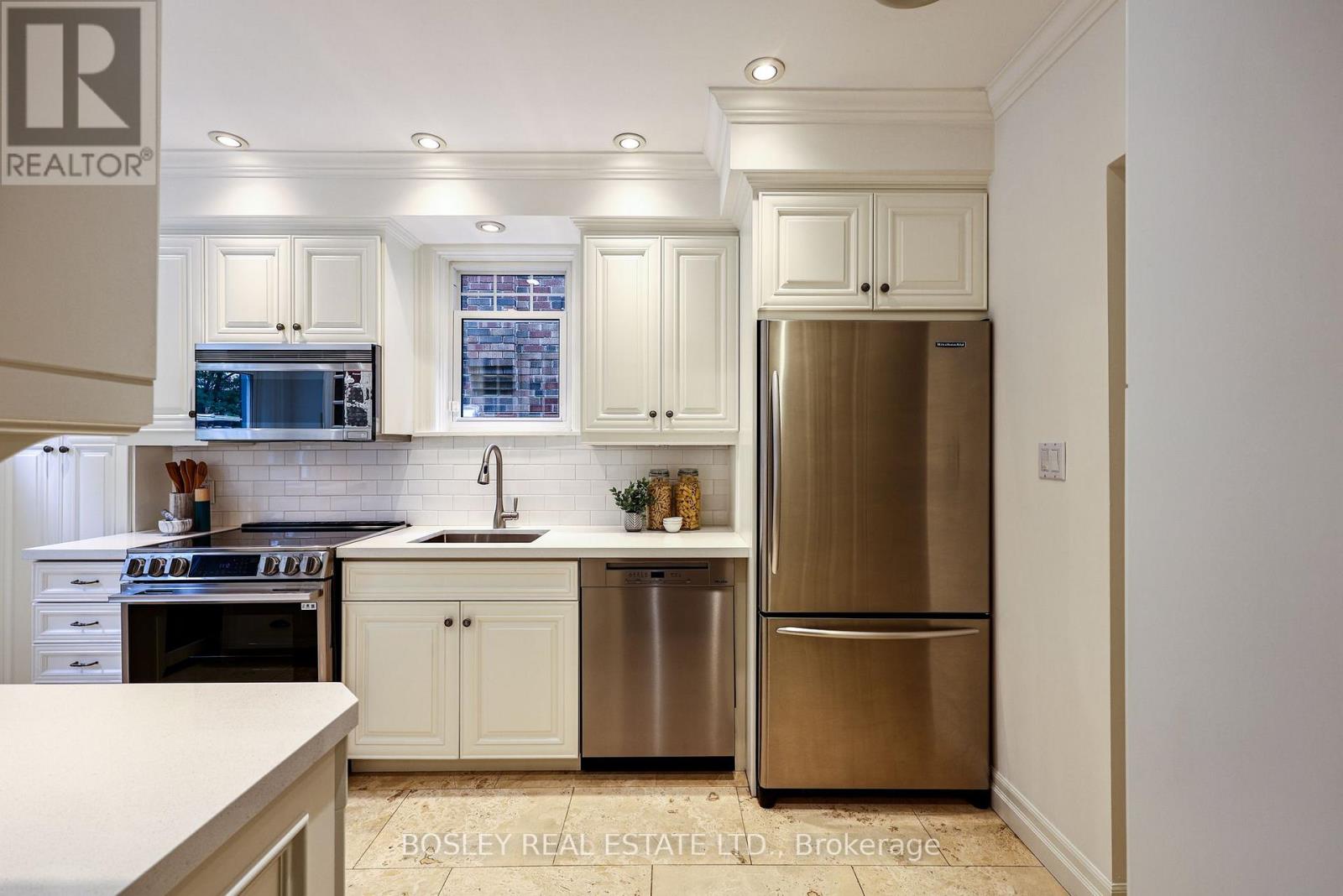 149 LASCELLES BOULEVARD - 10