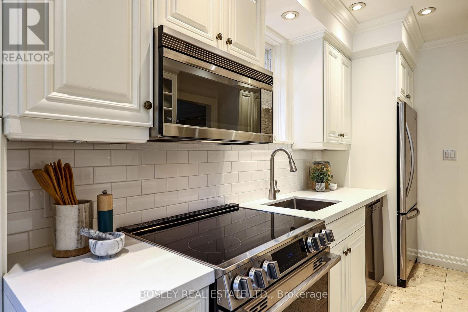149 LASCELLES BOULEVARD - 13