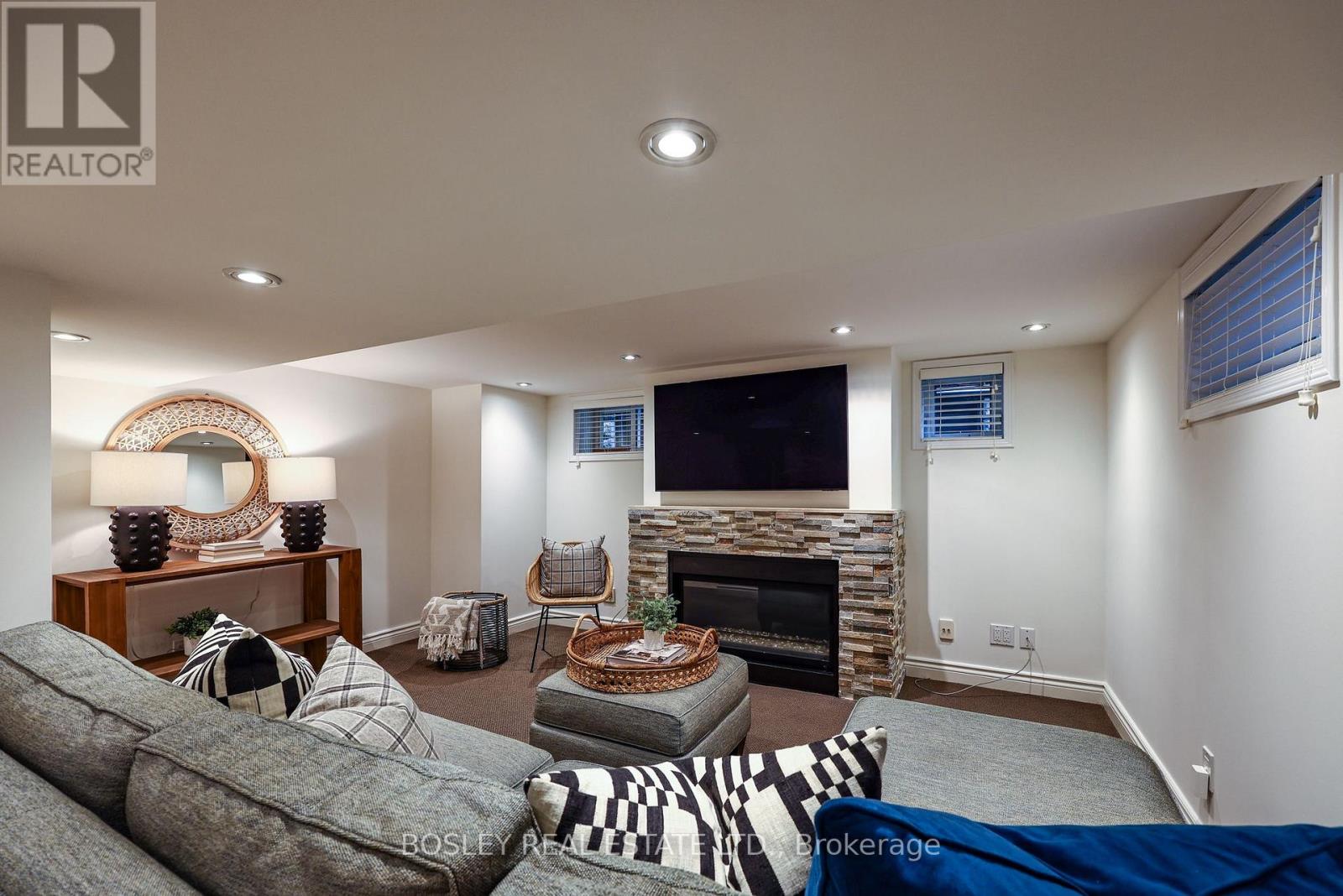 149 LASCELLES BOULEVARD - 28