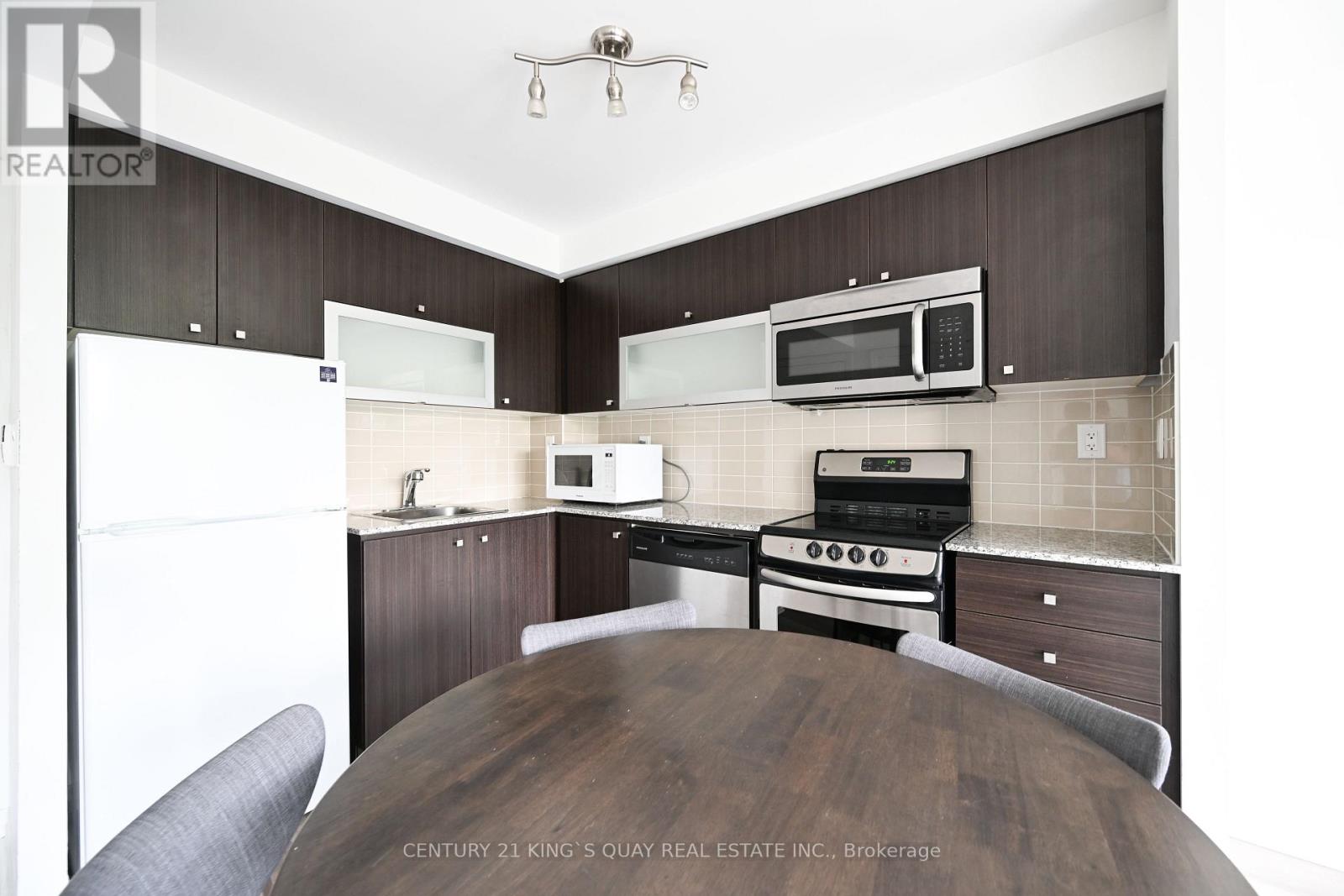 #312 2015 SHEPPARD AVENUE E - 2