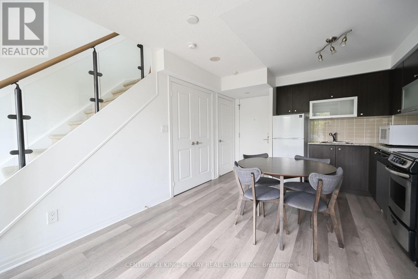 #312 2015 SHEPPARD AVENUE E - 3