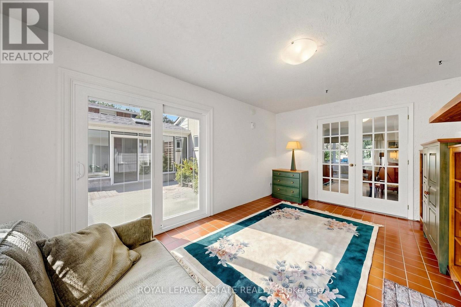 7 LONGHOPE PLACE - 17