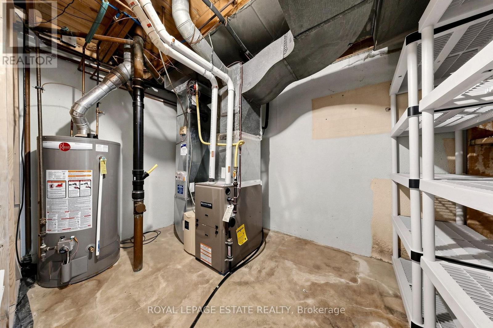 7 LONGHOPE PLACE - Image 35