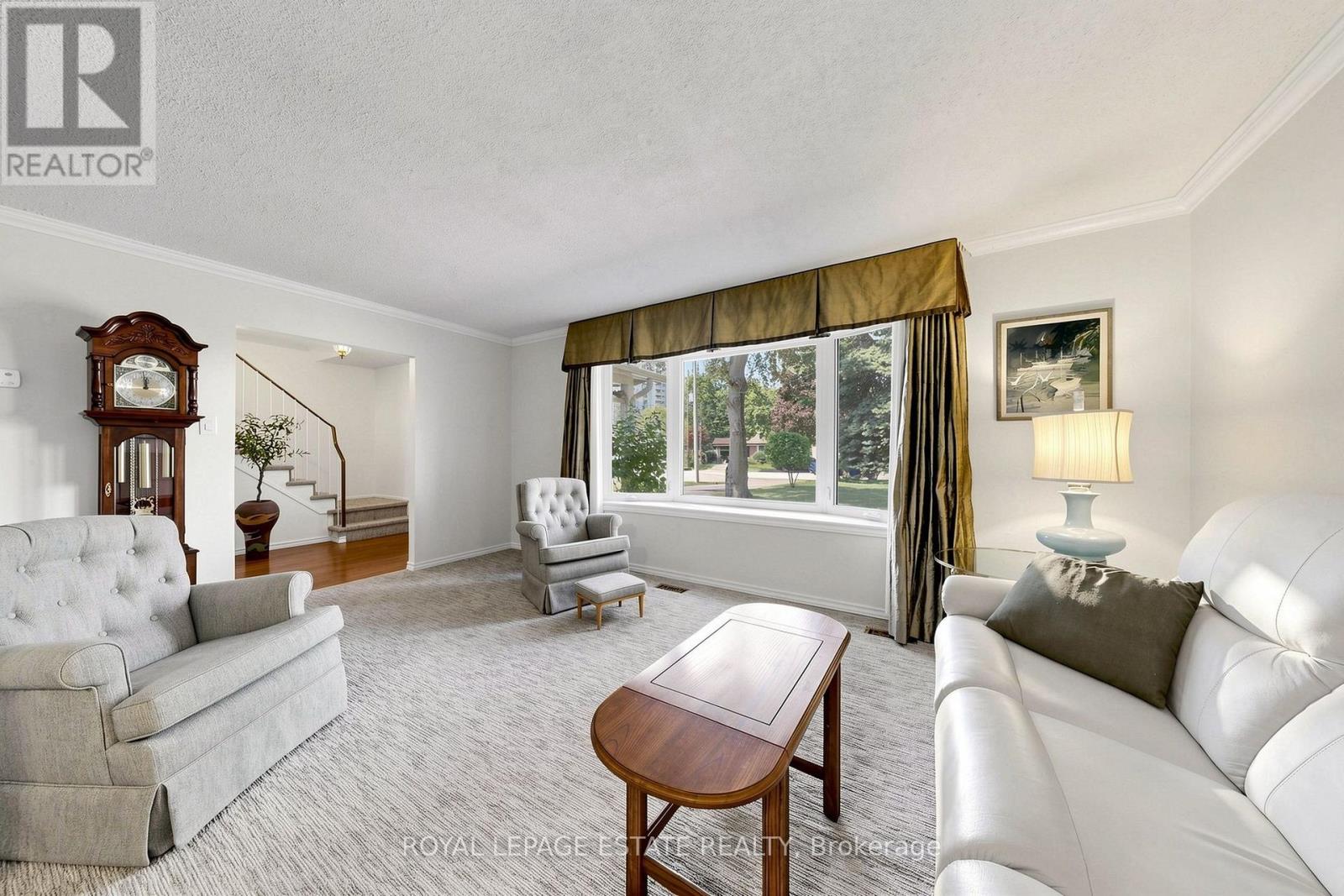 7 LONGHOPE PLACE - 5