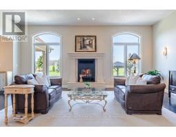 365 Robinson Road, Brant, ON N3T0L7 Photo 27