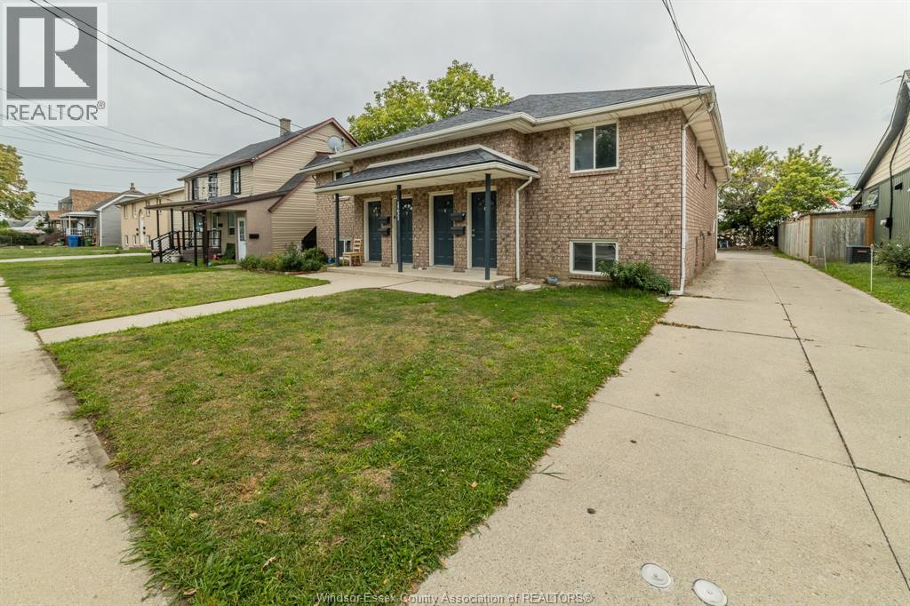 1231 HIGH STREET, Windsor — photo 2