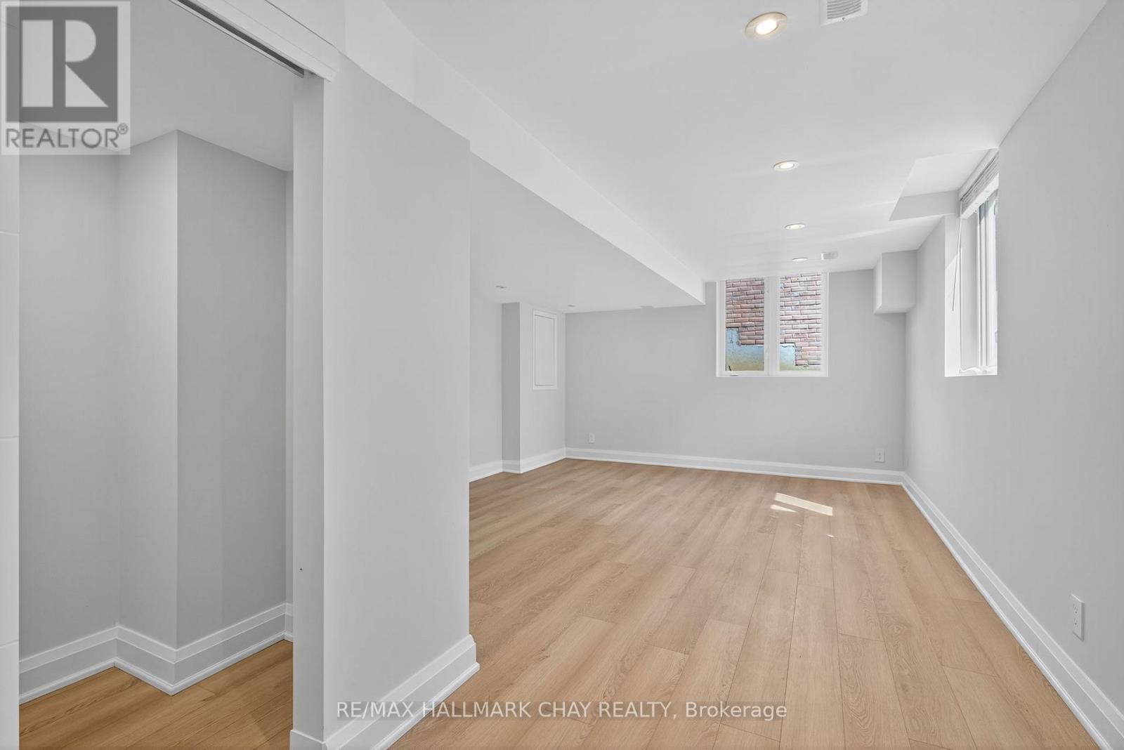 110 GLENDOWER CRESCENT - Image 28