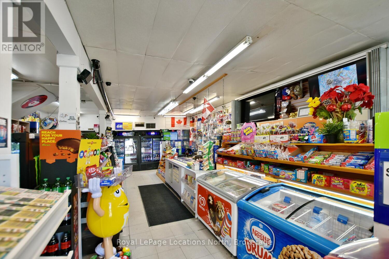 256 ONTARIO STREET - Image 35