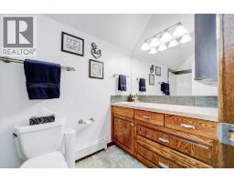 1830 York Creek Close, Blairmore, AB T0K0E0 Photo 27