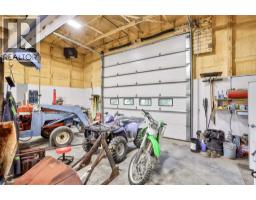 1830 York Creek Close, Blairmore, AB T0K0E0 Photo 44