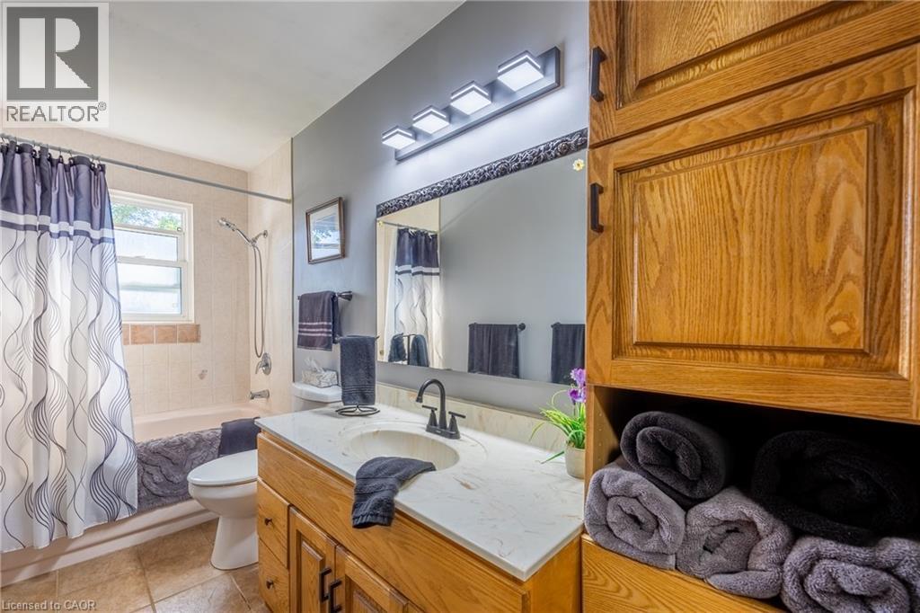 343 DELCREST Avenue - Image 21