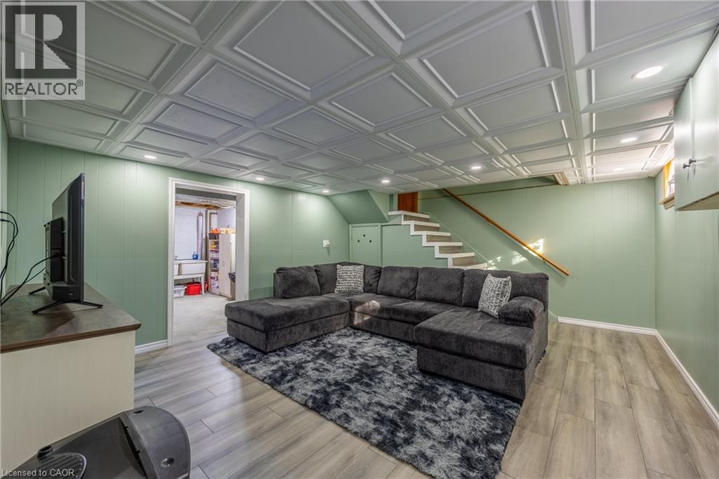 343 DELCREST Avenue - 23