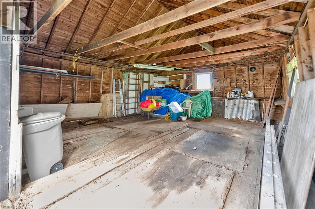 63 ROBINSON Street S - 48
