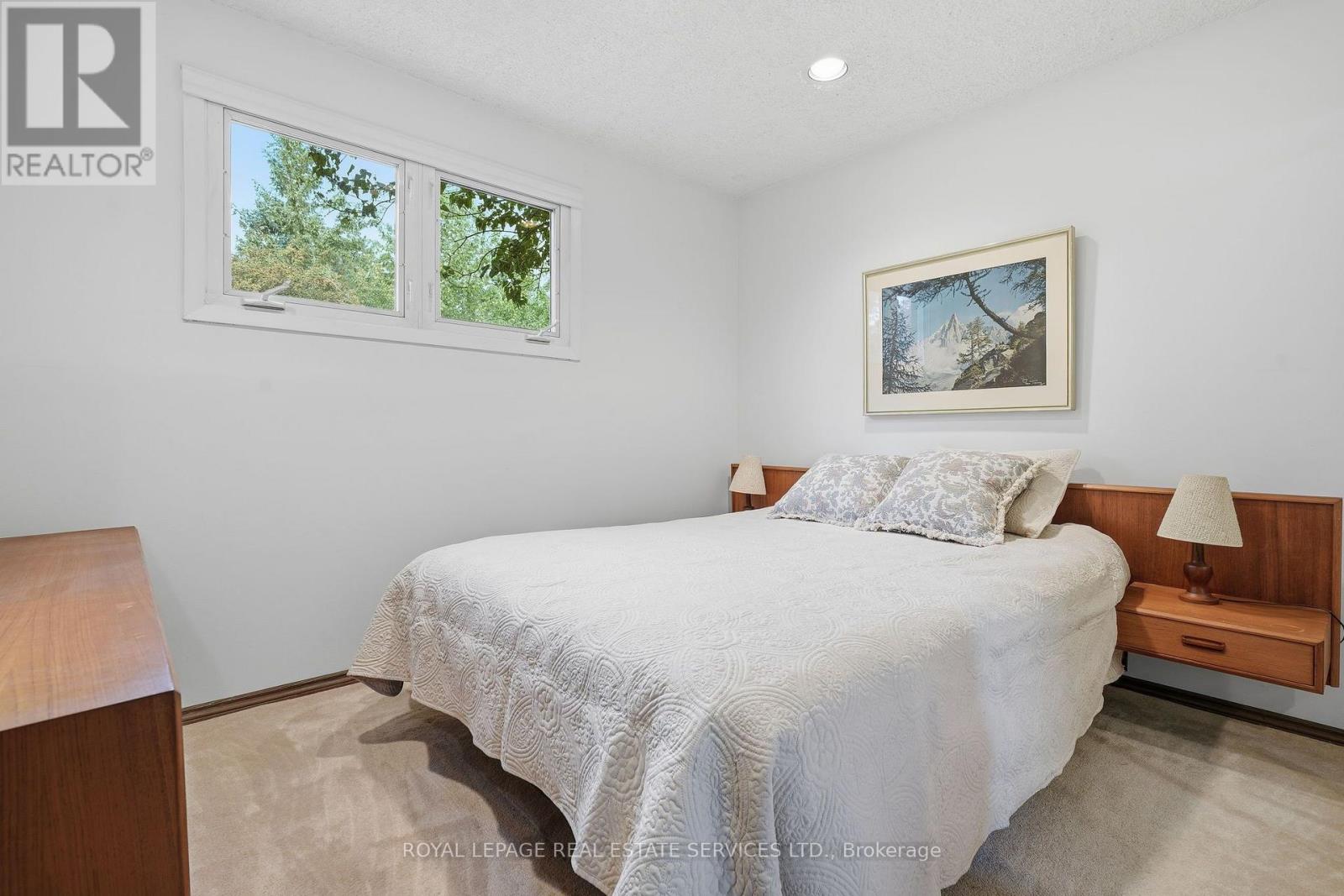 60 BOWSHELM COURT - 29