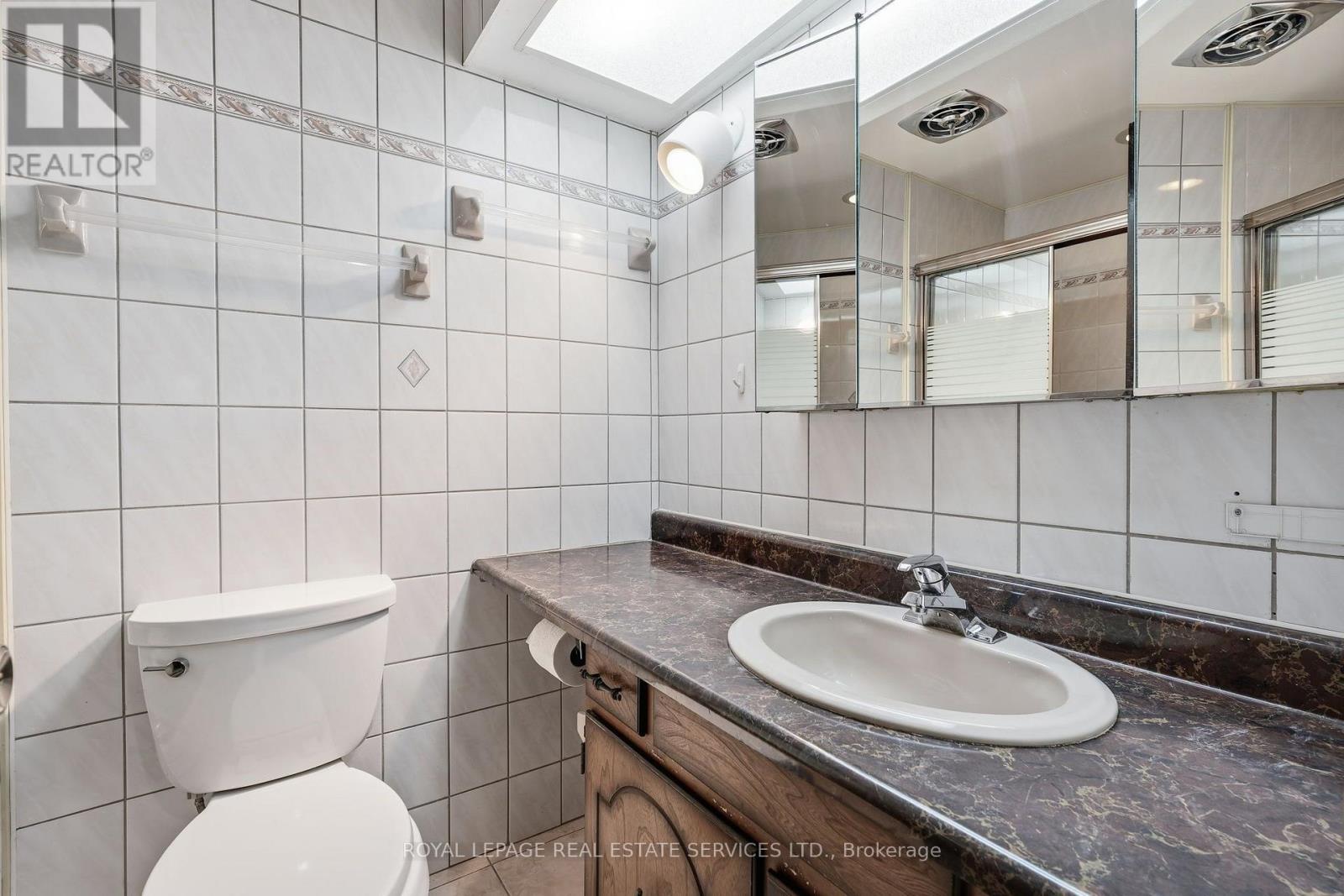 60 BOWSHELM COURT - 31
