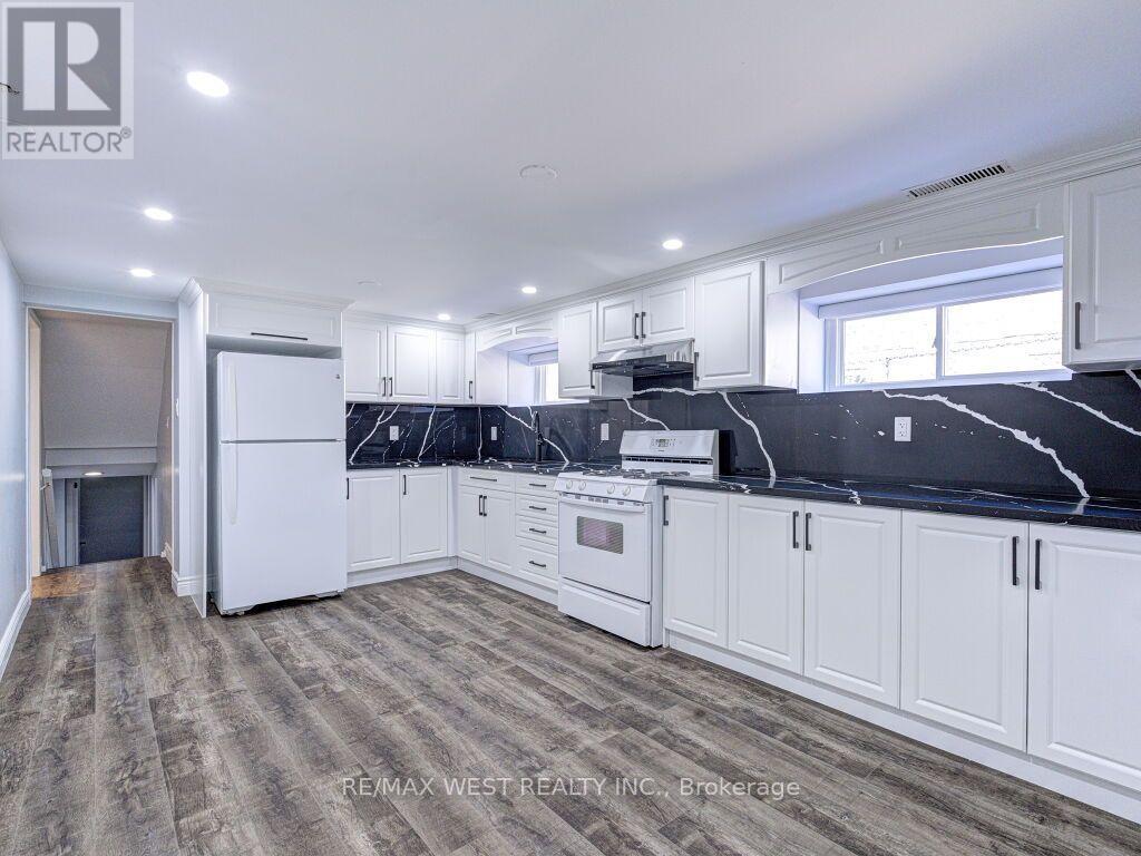17 CABANA DRIVE - 41