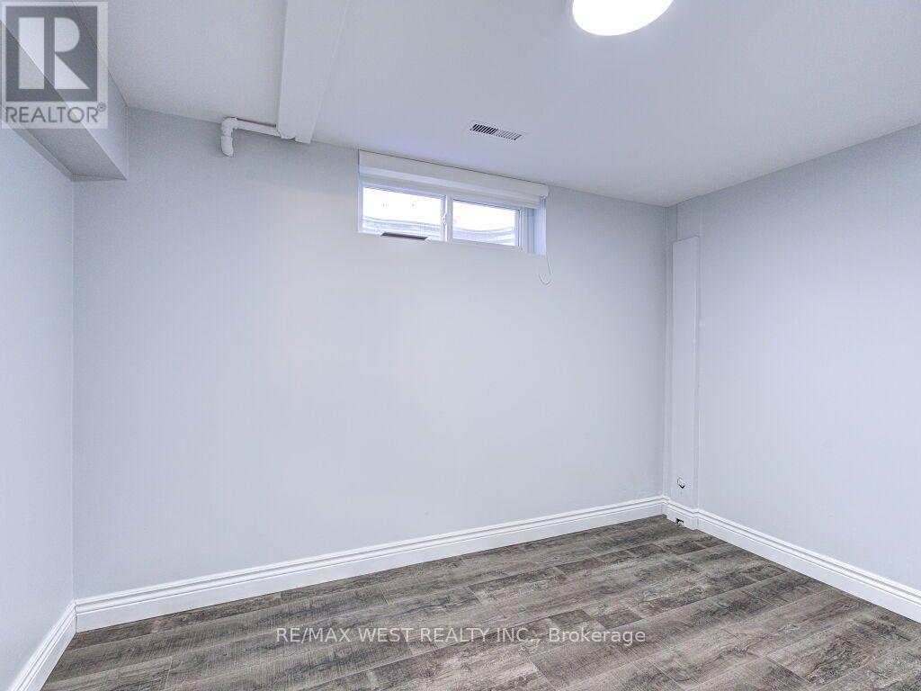 17 CABANA DRIVE - 42