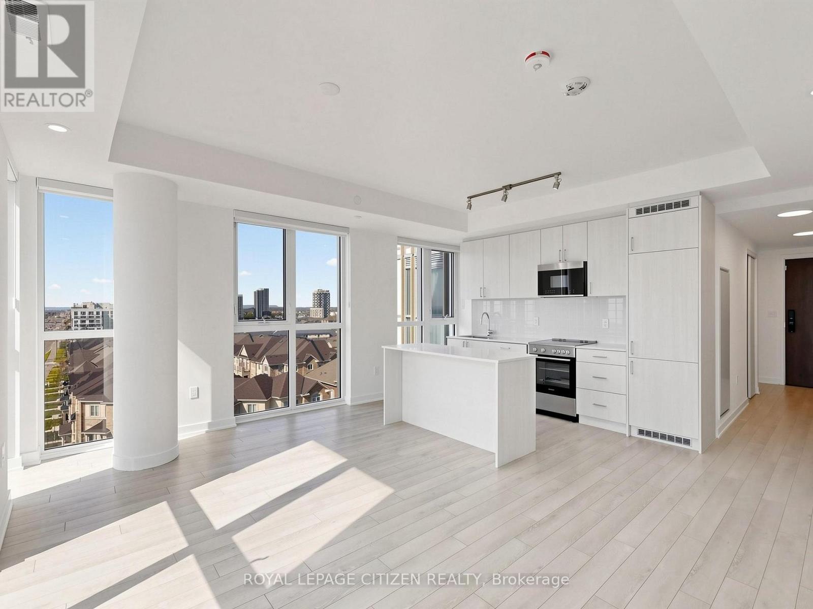 #814 1005 DUNDAS STREET - 11