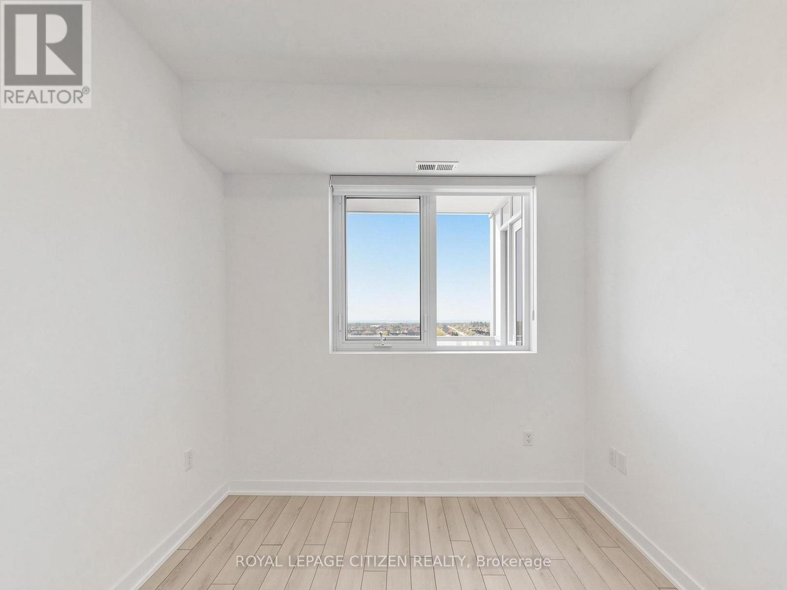 #814 1005 DUNDAS STREET - 22