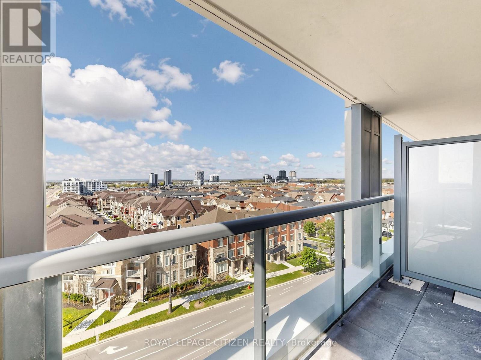 #814 1005 DUNDAS STREET - 31