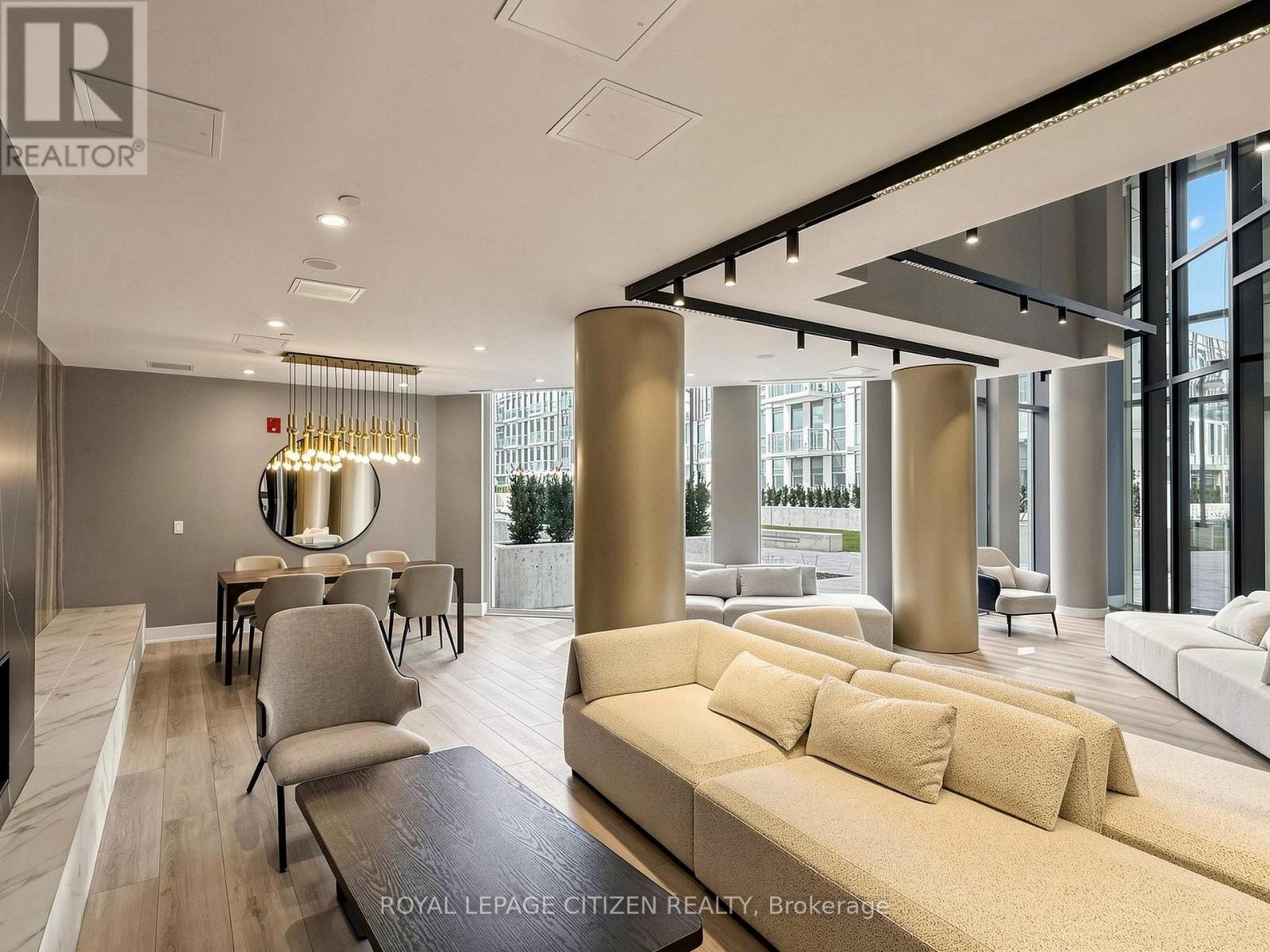 #814 1005 DUNDAS STREET - 38