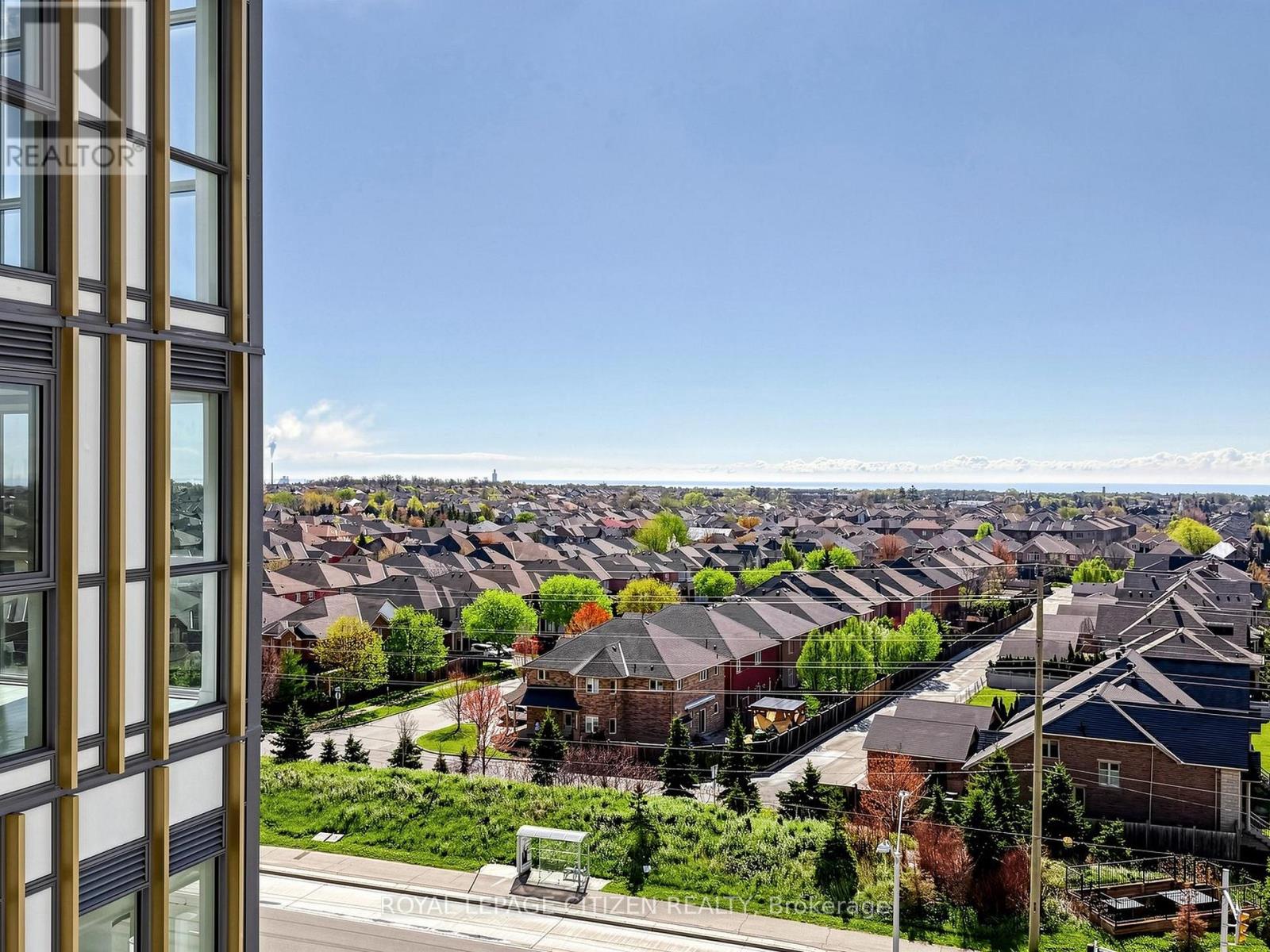 #814 1005 DUNDAS STREET - 50