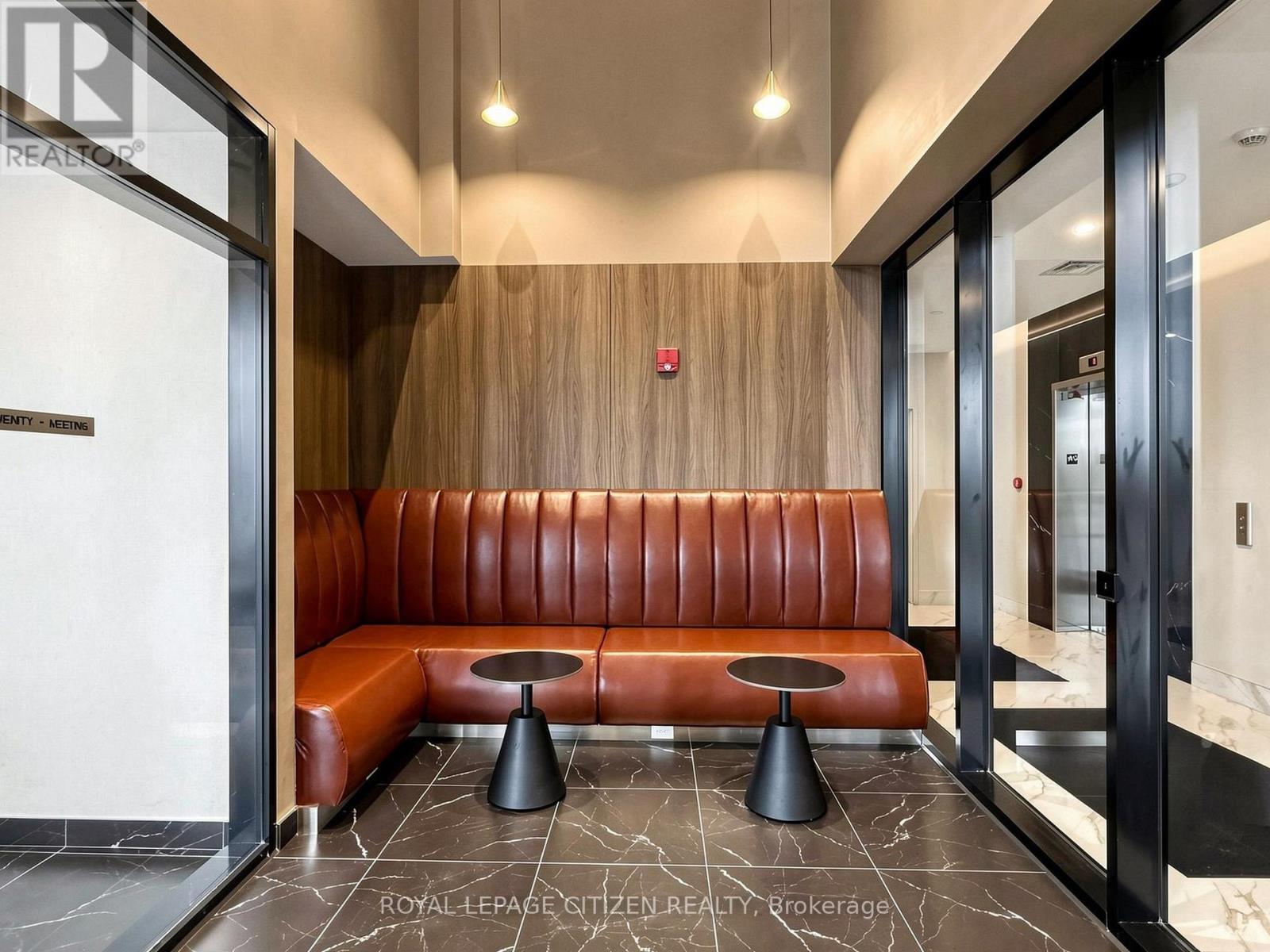 #814 1005 DUNDAS STREET - 7