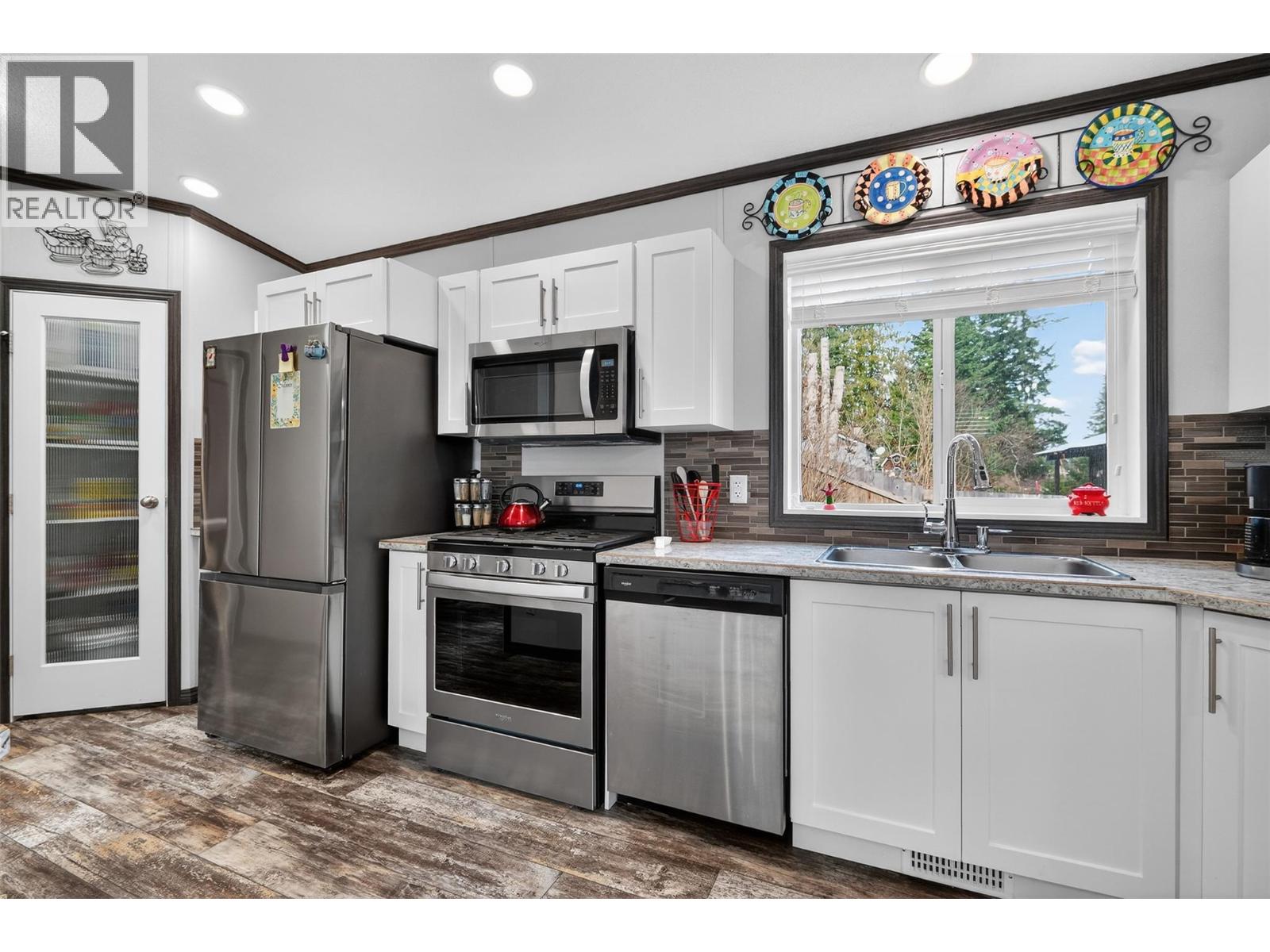 #11 5235 Shaw Road - 21