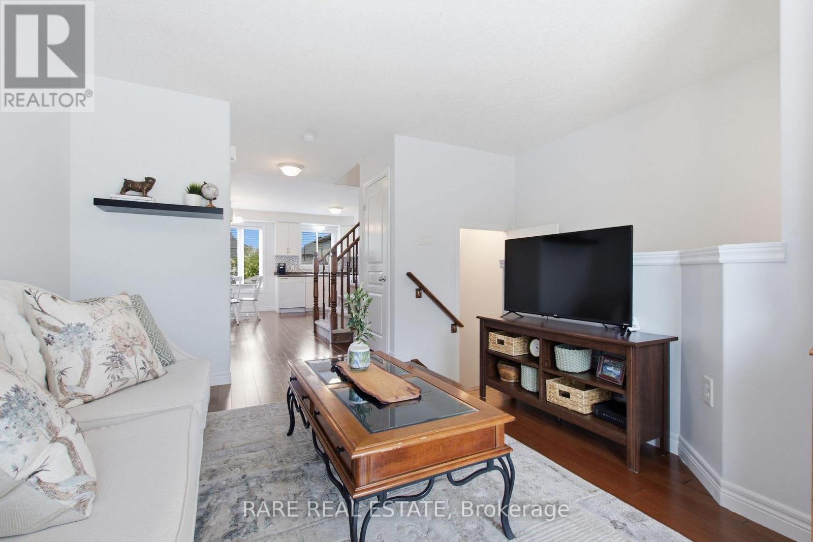 #5 25 VIKING DRIVE - 4