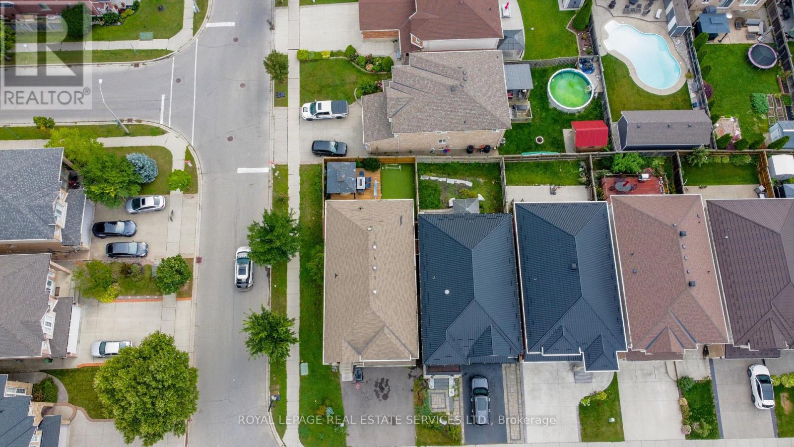 4 CHARTWELL CIRCLE S - 43