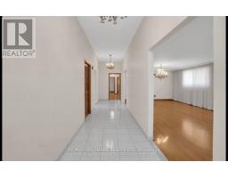 227 Elgin Mills(main Floor) Road W, Richmond Hill, ON L4C4M1 Photo 23