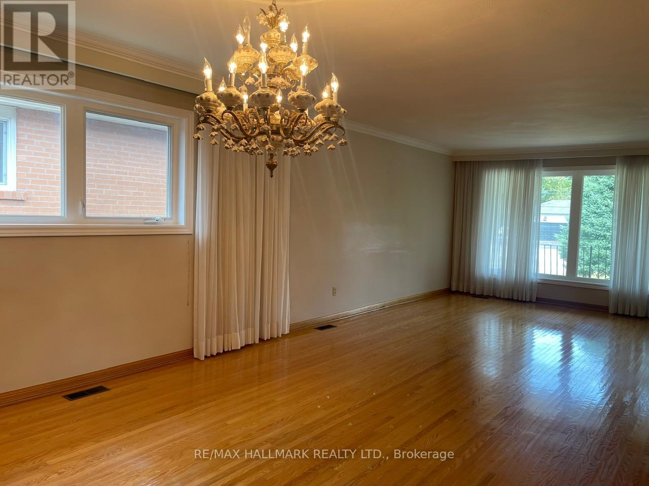 227 ELGIN MILLS(MAIN FLOOR) ROAD W, Richmond Hill (Mill Pond) — photo 4