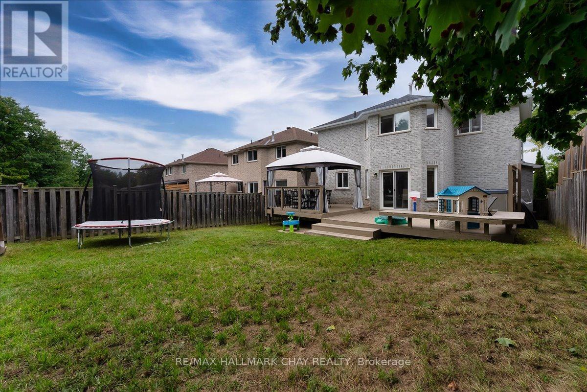 3 BELL STREET - 36